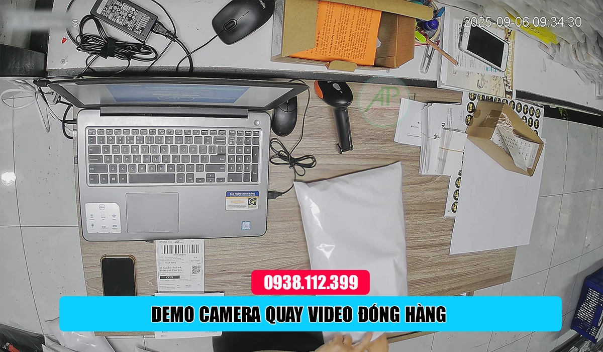 hình thực tế camera quay đóng hàng xem mã vận đơn
